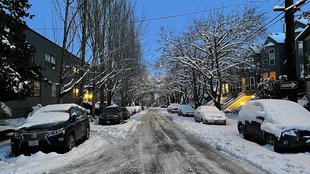 NW_Portland_after_the_February_2023_snowstorm portland oregon freeze