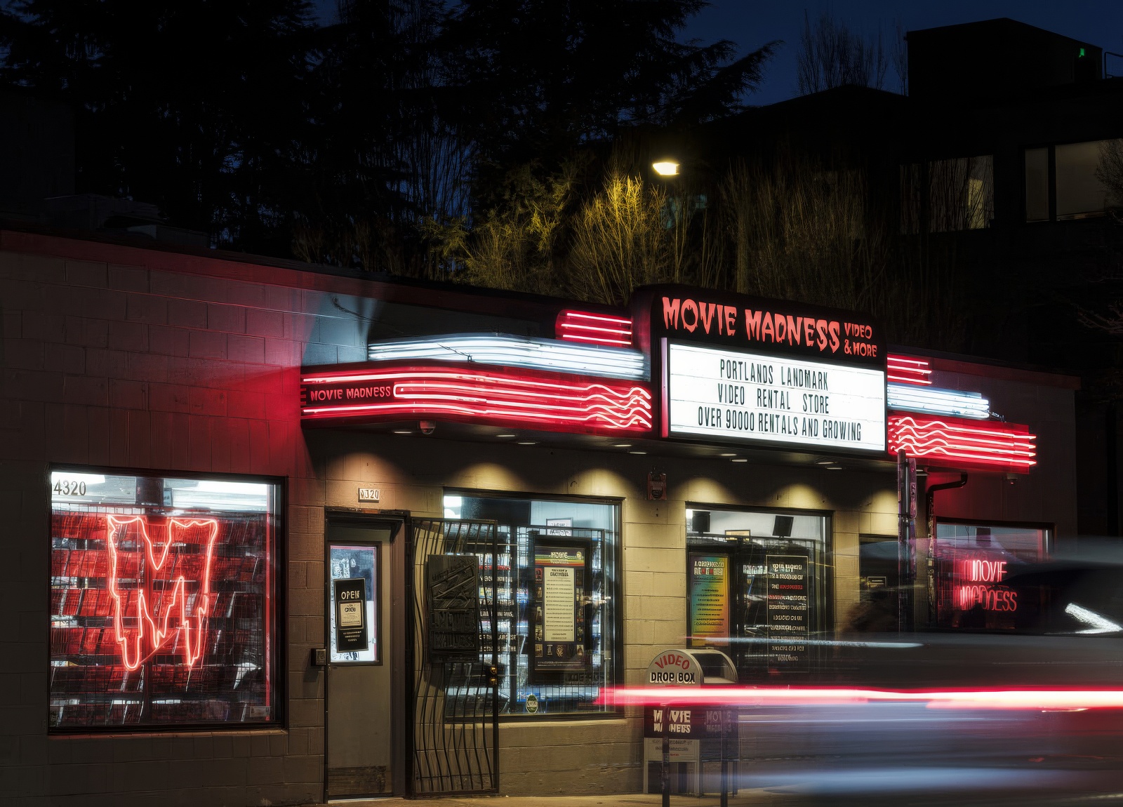 mmstorephoto12-22-2-1024×736-topaz-standard v2-1600w movie madness, portland oregon, nostalgia, video rental, movie museum, film lovers, things to do, history, PDX, keep portland weird