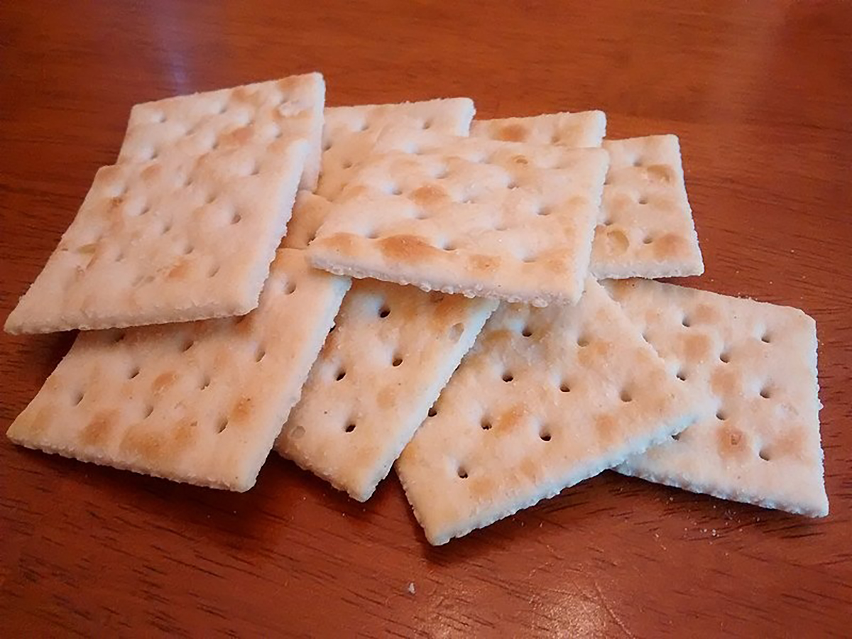 saltines_1200