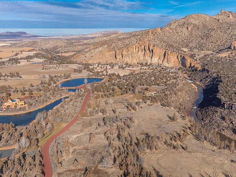 View of the Ranch Of The Canyons community just outside of Smith Rock State Park in Oregon.