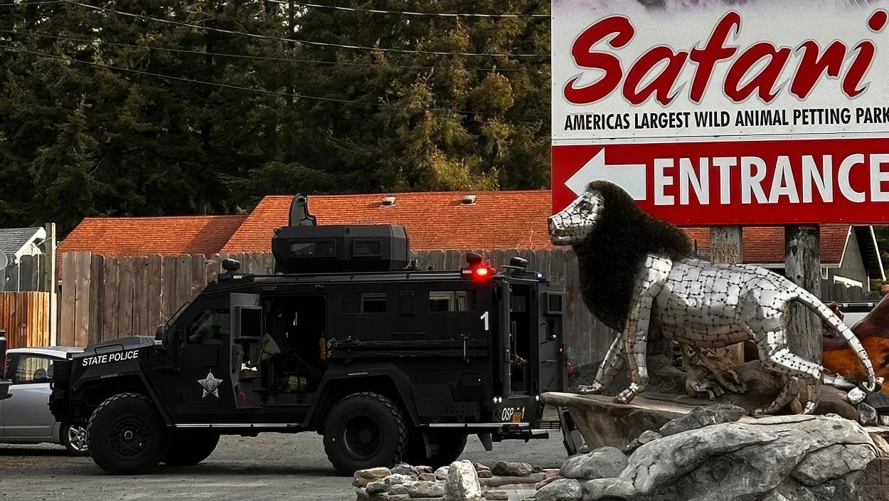 69c476a4-88df-4f37-a2bb-8bc5df2fd6fe-WestCoastsafariraidcaptioned-topaz-high fidelity v2-1250w west coast game park safari, criminal investigation, drugs, firearms, oregon state police, meth, illegal activities, cocaine, cash