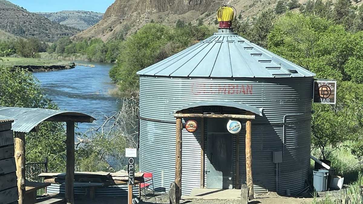 bens_bar_Fb Ben's Bar in Spray, Oregon