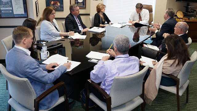 business_meeting a bunch of politicians dreaming up new tax ideas