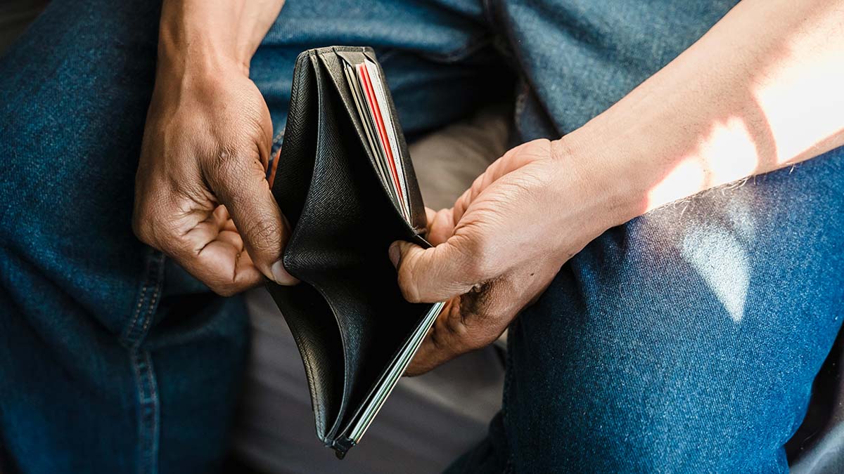 broke_empty_wallet broke empty wallet