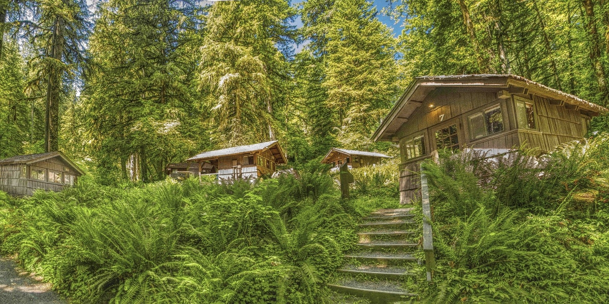 oregon state parks photo Smith Creek Village, Silver Falls State Park, Oregon, Waterfall Wonderland, Ten Waterfalls Hike, Oregon's Crown Jewel, Forest Bathing, Where to Stay, Lodging in Silver Falls State Park, Cozy Cabins, Civilian Conservation Corps, Oregon History