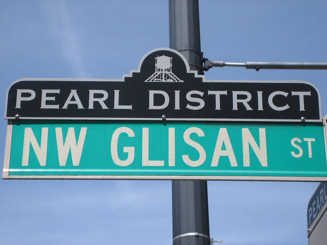 Pearl_District_NW_Glisan_St Pearl District, Portland Oregon