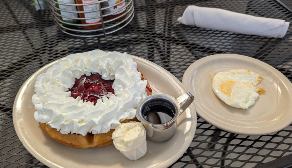 Dockside Saloon and Restaurant, Portland Oregon, Good Eats, Breakfast Food, Tonya Harding, Dumpster Scandal, Weird Portland, Where to Eat, Brunch, Bloody Marys, Best Restaurants, PDX History, Belgian Wafffle