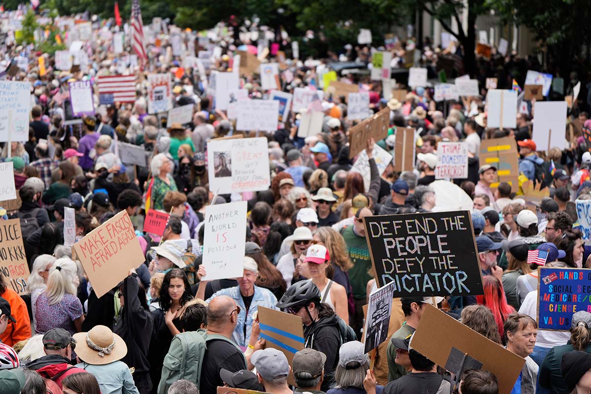 Trump Portland Fact Focus No Kings Protest in Oregon