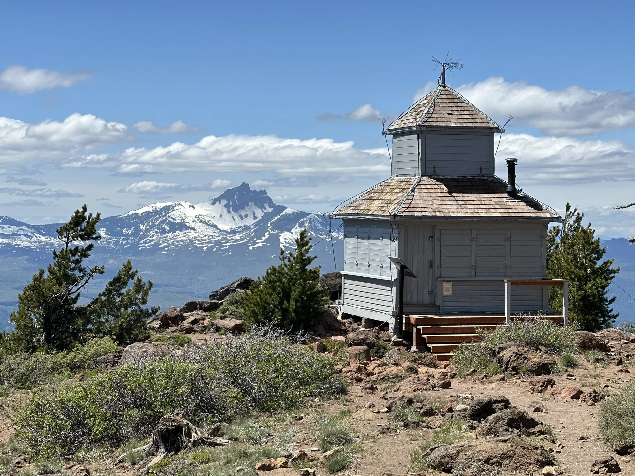 Photo by Jamieson Gage via AllTrails The old fire lookout at the top of Black Butte.