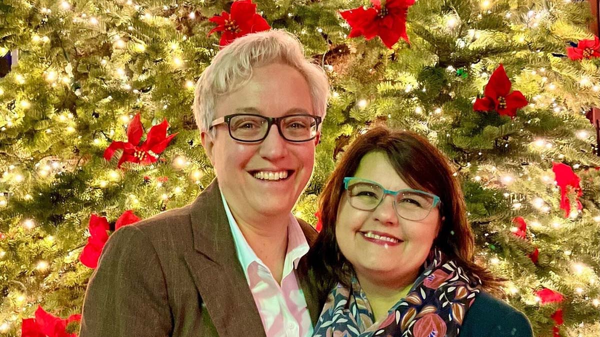 Kotek_And_Wife_Xmas Tina and her beautiful wife during Christmas