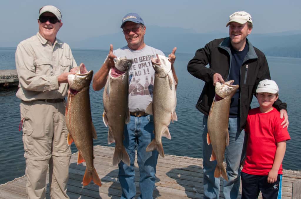 odell lake, oregon, willamette pass, cascade lakes, fishing, record 40-lb mackinaw trout, hiking, camping, mountains, scenic beauty, kayaking, boating, winter adventures, things to do, places to go