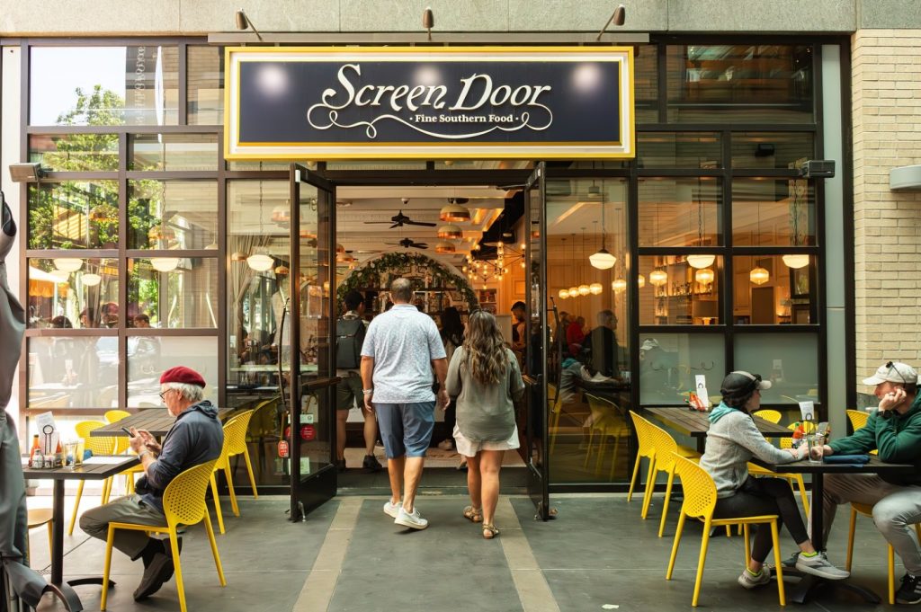 Screen Door Restaurant, Portland Oregon, Eastside, Where to Eat, Best Restaurants, Local Favorite, Fried Chicken and Waffles, Soul Food, Comfort Food, Southern Cooking, Barbecue, Brunch, Dinner, Breakfast, Northwest Fresh, Praline Bacon, Homemade Biscuits, Pie, Bloody Marys