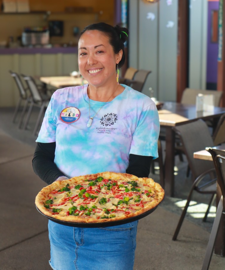 Kaleidoscope Pizzaria and Pub, Medford, Southern Oregon, Best Restaurants, Where to Eat, Unique Pies, Interesting Flavors, Grateful Dead Theme, Local Favorites, Full Bar, Family Friendly
