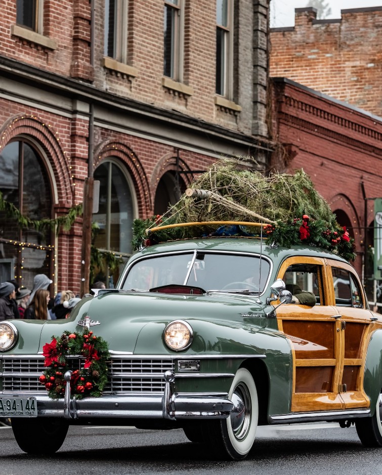 Jacksonville Oregon, Historic Places, Gold Rush Town, Things to Do, Trolley Tours, Britt Festival, Christmas Parade, Downtown, Panning For Gold, Forest Park, Old Cemetery, Southern Oregon, National Register, Wine Tours, Applegate Valley