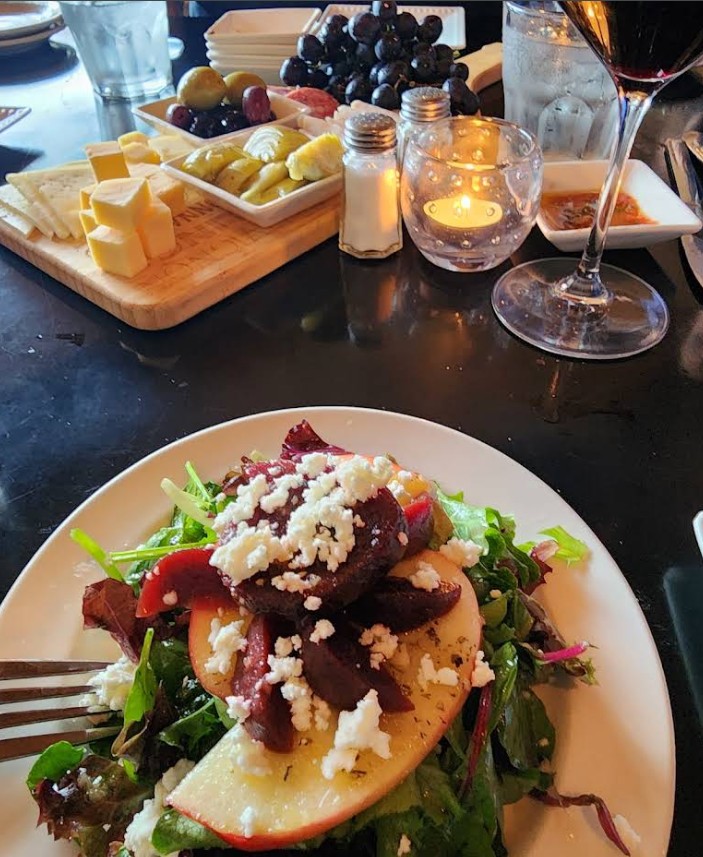 Cioppino House, Pleasant Hill Oregon, Eugene Springfield Area, Hwy 58, Oakridge, Itallian Restaurant, Seafood, Steak House, Where to Eat, Best Spots, Wine Menu, Willamette Valley, Date Night, Where to go For Dinner, Romantic Vibes