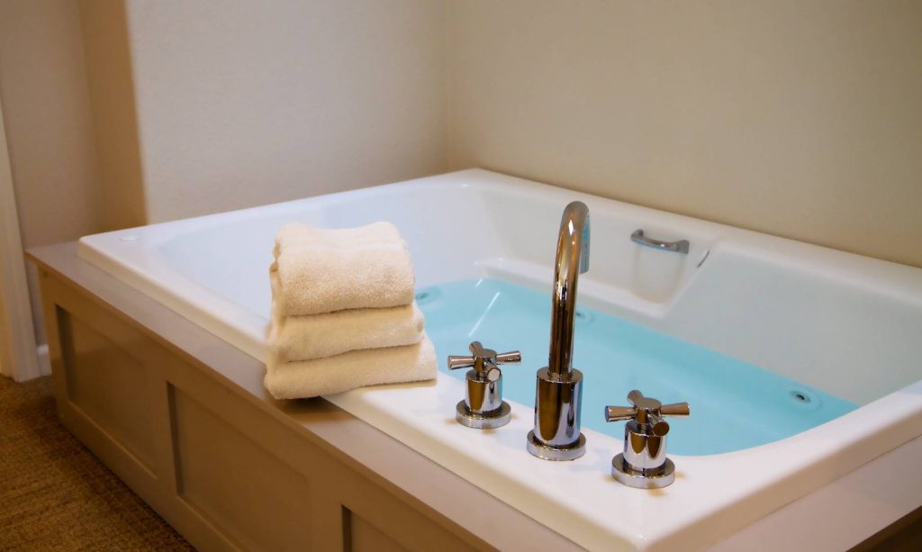 Lithia Springs Resort, Ashland, Southern Oregon, Natural Mineral Water, Soaking Pools, Wellness Spa, Wine Tasting, Wedding Venue, Romantic Getaways, Solo Adventure, Rest and Relaxation, Places To Stay, Best Hotels