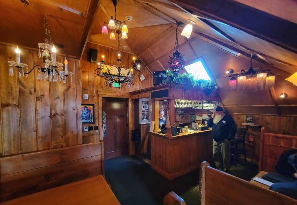 McMenamins Old St. Francis School, Bend, Central Oregon, Secret Hidden Bar, The Broom Closet, Treasure Hunt, History, Mysterious Places, Soaking Pool, Movie Theater, Best Restaurants, Things To Do, Places To Go, Where To Eat, Brewery, Hotel, Bond Street, Good Food, Beer