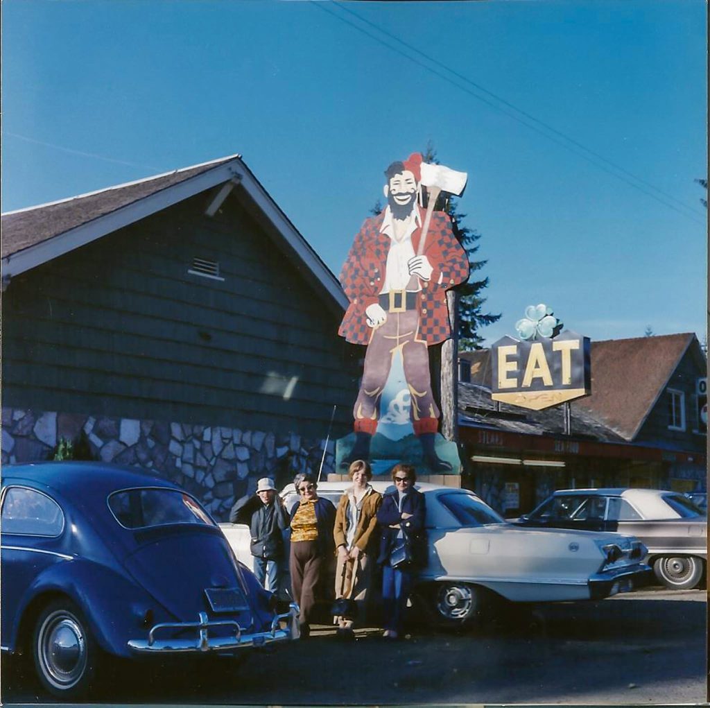 oney's pizza parlor, elsie oregon, coast range, paul bunyan, restaurants, landmarks, where to eat, road trips, seaside, astoria, cannon beach, nostalgia, history, vintage photos, family dining, giant lumberjack, sunset highway