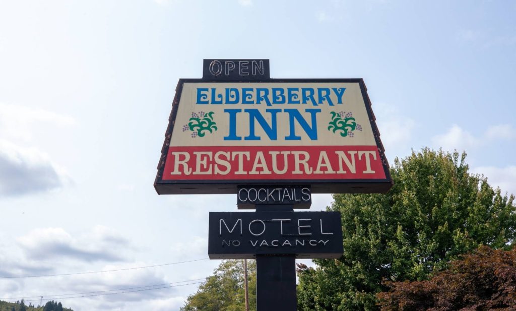 Elderberry Inn, Sunset Highway, Coast Range, Seaside Oregon, Elsie, Places To Eat, Roadside Diners, Comfort Food, Places To Stay, Motels, RV Park, Road Trips, Nostalgia, Oregon History, Historic Places