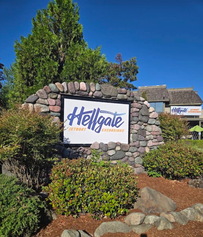 hellgate jet boat excursions, visit grants pass, oregon adventures, rogue river, southern oregon, family fun, summer vacation, road trips, dinner tour, where to go, things to do, wildlife, adrenaline fuel, lulu's cafe, cathedral hills hiking, riverside inn, hellgate river lodge, in-n-out burger