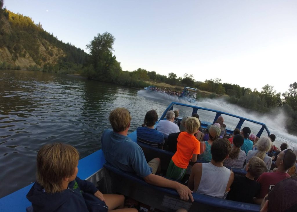 hellgate jet boat excursions, visit grants pass, oregon adventures, rogue river, southern oregon, family fun, summer vacation, road trips, dinner tour, where to go, things to do, wildlife, adrenaline fuel, lulu's cafe, cathedral hills hiking, riverside inn, hellgate river lodge, in-n-out burger