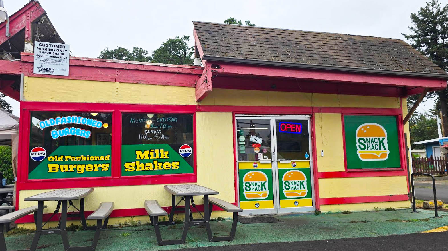Screenshot 2026-06-28 103355–COVER Snack Shack, Eugene Oregon, Old School, Comfort Food, Franklin Blvd, Willamette Valley, Where to Eat, Best Restaurants, Drive-In Vibes, Burgers, Fries, Milkshakes, Breakfast, Fish and Chips
