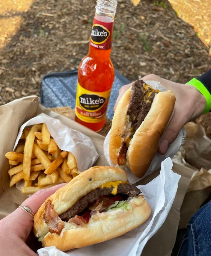 Scottie's Drive-In, Forest Grove, Oregon, Tualatin Valley, Old School Diners, Places To Eat, Restaurants, Burgers and Fries, Milkshakes, Ice Cream, Nostalgia, Mom and Pop