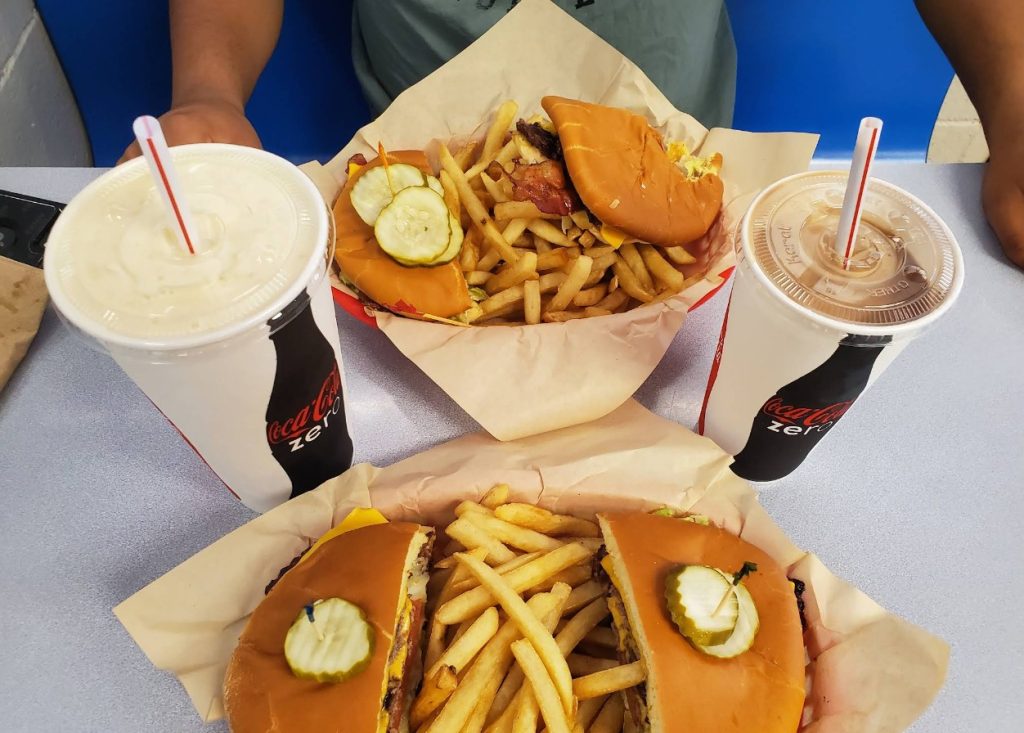 Scottie's Drive-In, Forest Grove, Oregon, Tualatin Valley, Old School Diners, Places To Eat, Restaurants, Burgers and Fries, Milkshakes, Ice Cream, Nostalgia, Mom and Pop