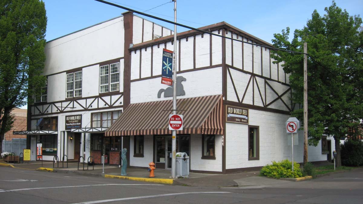 old-world-deli-main