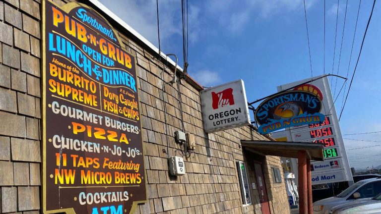 This Pacific City Pub Feels Like the Kind of Place Where Everybody Knows Your Name