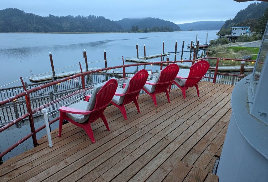 big fish cafe, reedsport, oregon coast, umpqua river, where to eat, best restaurants, old coast guard ship, fresh seafood, clam chowder, fish and chips, truffle fries, desert, waterfront views, oregon dunes, pacific northwest, dining
