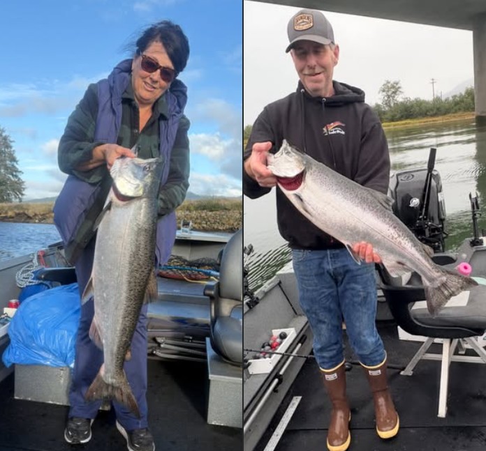 Neahkahnie Smoke House, Wheeler, Oregon Coast, Northern, Tillamook County, Best Smoked Salmon, Jerky, Baked Goods, Fresh Seafood, Wild Caught, Salmon Collars, Great Clam Chowder, Cheeses, Pie, Restaurants, Where to Eat, Places To Go, Road Trips, Top Rated, Family Owned, Support Local