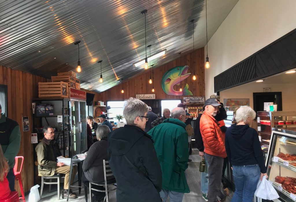 Neahkahnie Smoke House, Wheeler, Oregon Coast, Northern, Tillamook County, Best Smoked Salmon, Jerky, Baked Goods, Fresh Seafood, Wild Caught, Salmon Collars, Great Clam Chowder, Cheeses, Pie, Restaurants, Where to Eat, Places To Go, Road Trips, Top Rated, Family Owned, Support Local